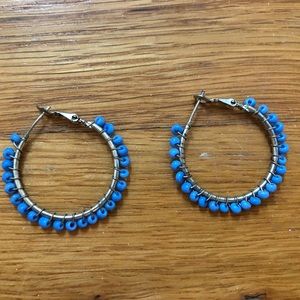 Adorable blue hoops